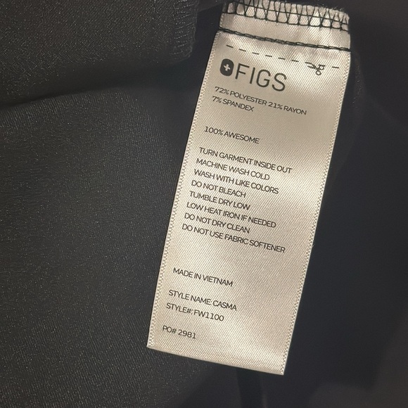 Figs Top‎ Black Large Style Casma FW1100 - Picture 4 of 4